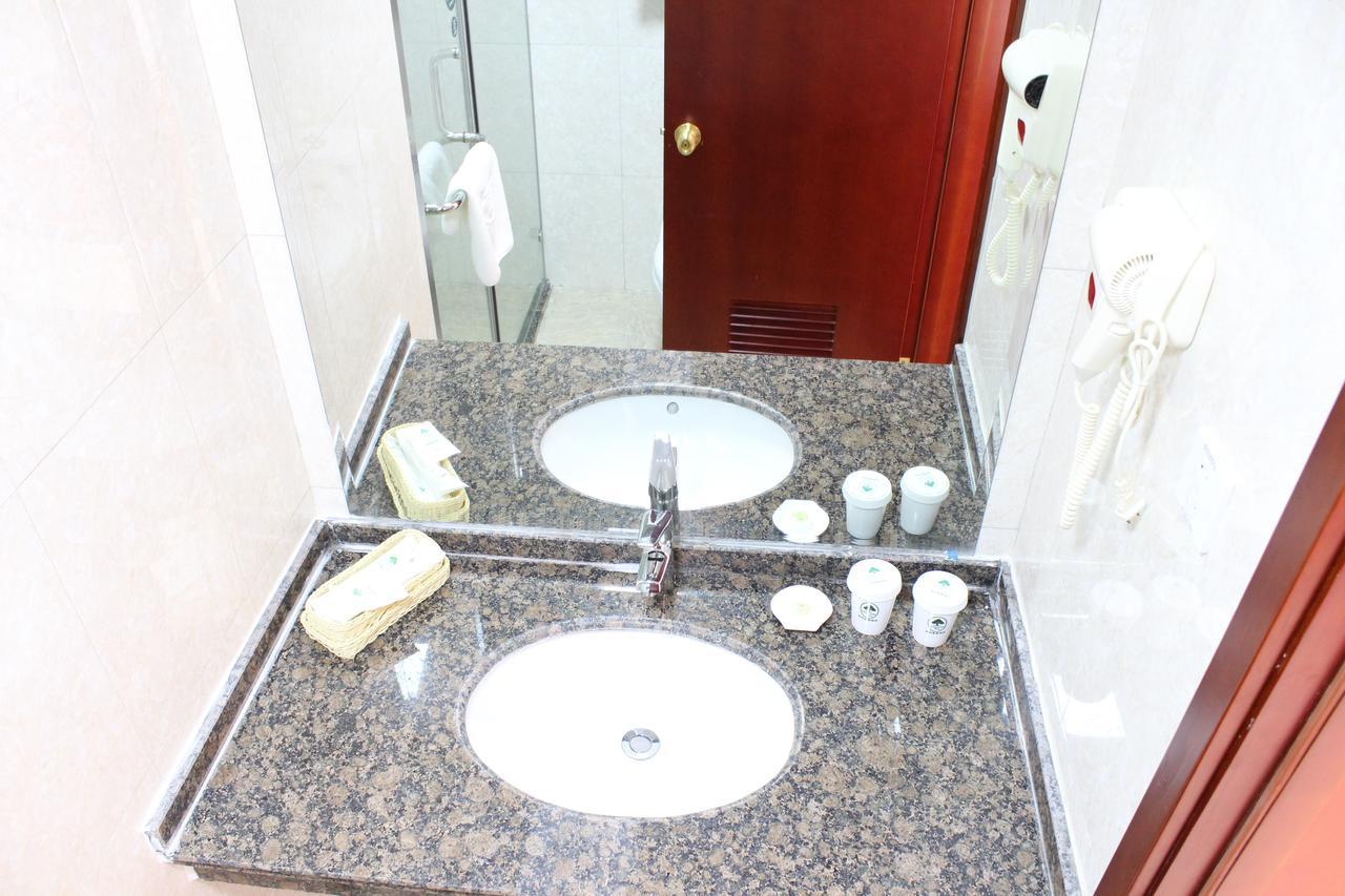 Greentree Inn Shanghai Songjiang University City New Songjiang Road Express Hotel Exterior foto