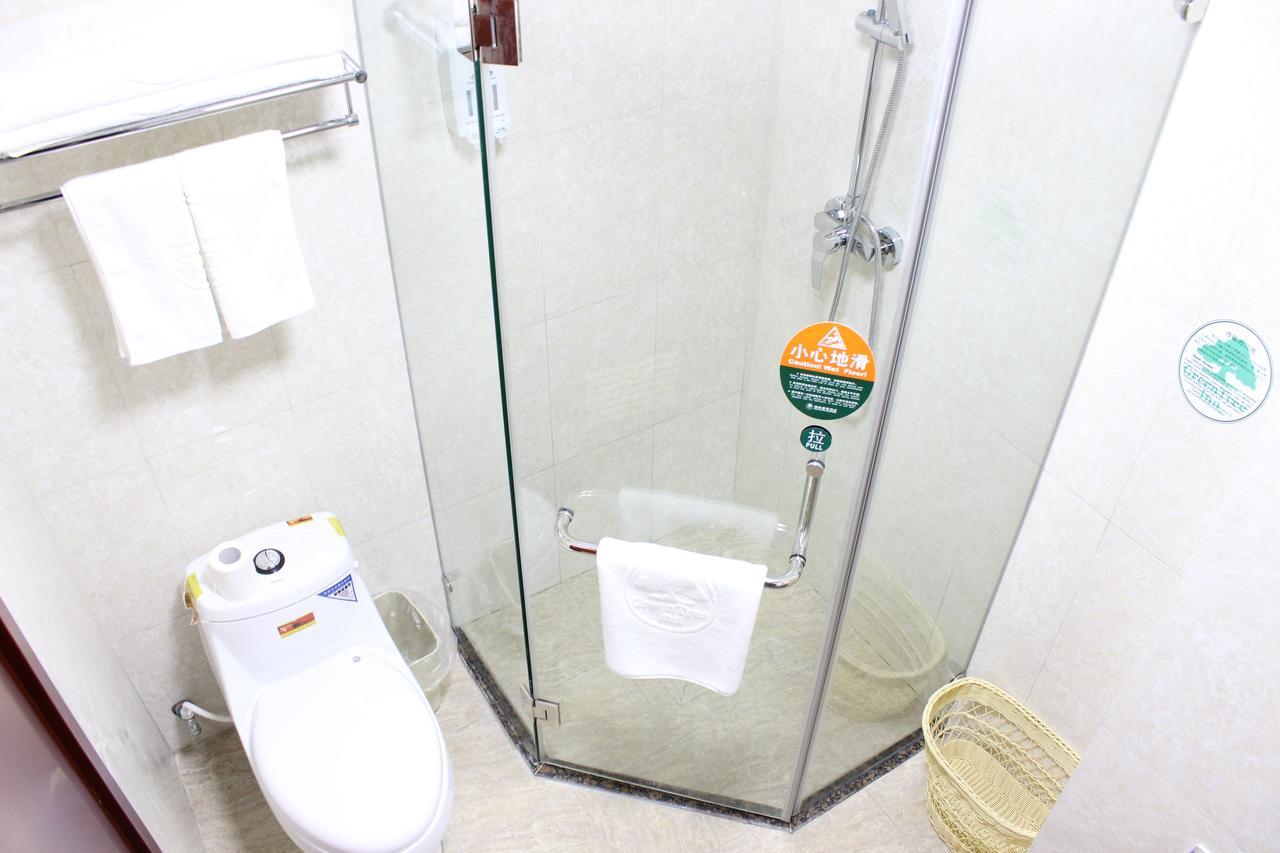 Greentree Inn Shanghai Songjiang University City New Songjiang Road Express Hotel Exterior foto